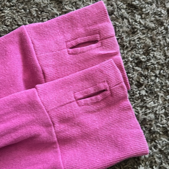 Bench Sweater with Pocket - Picture 4 of 5